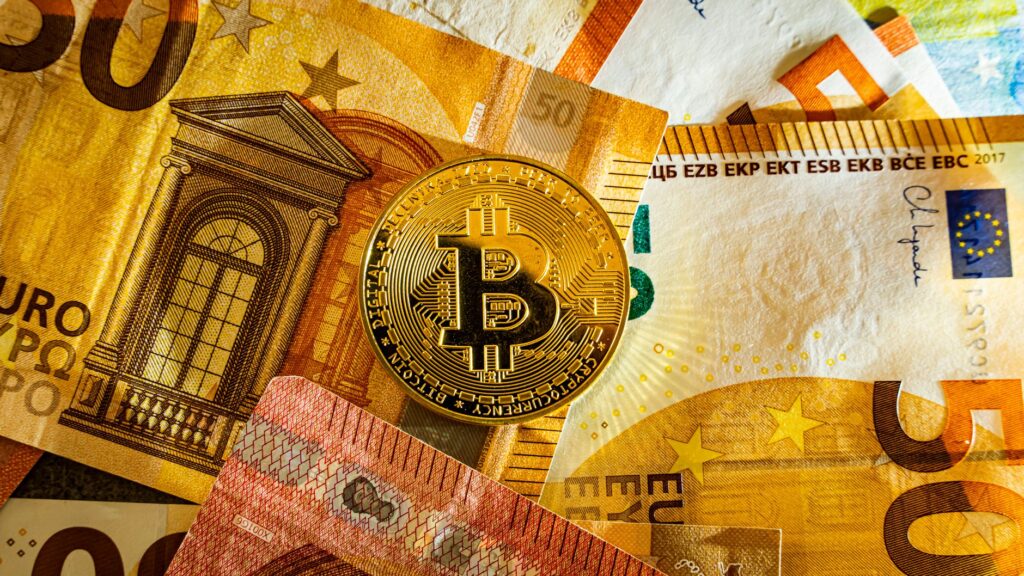 Bitcoin ETF flows